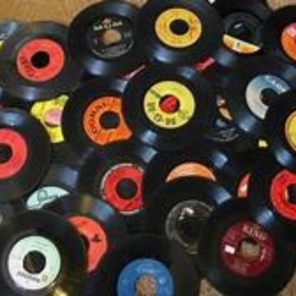 30% OFF BUNDLES OF 3 OR MORE THIS WEEK!! - Picture 11 of 16